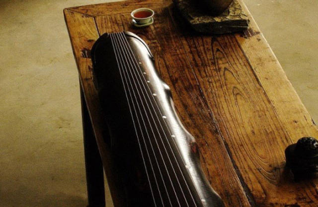山南地区古琴蕴含的传统文化，一把古琴制备出来要两年的时间